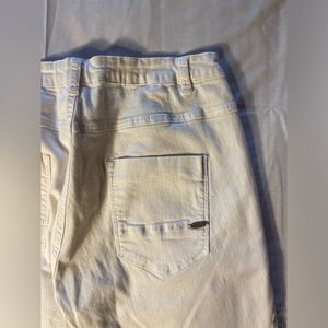 Blanco White Jeans
